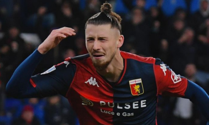 MU Bakal Sulit Bajak Radu Dragusin Dari Genoa