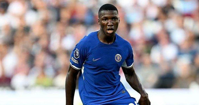 Al-Nassr Incar Gelandang Muda Chelsea, Moises Caicedo