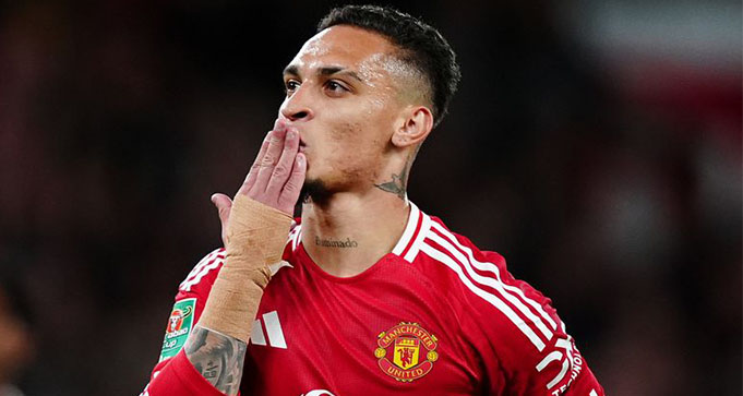 Juventus Ajukan Barter Pemain Kepada MU Demi Antony