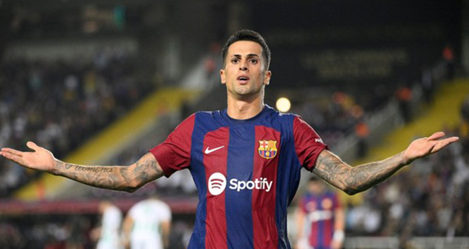 Joao Cancelo Segera Bergabung Dengan Barcelona
