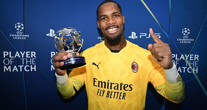 Mike Maignan Perpanjang Kontrak Dengan AC Milan